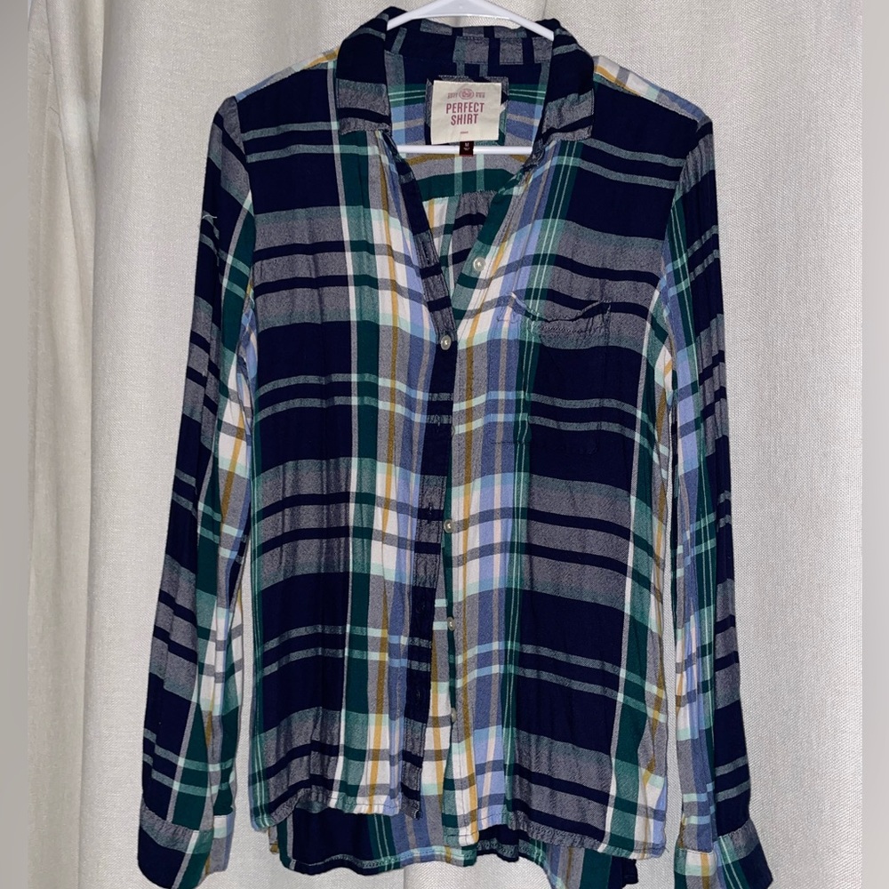 SO plaid button up, size M